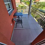 2 Apartment In Vila Marica