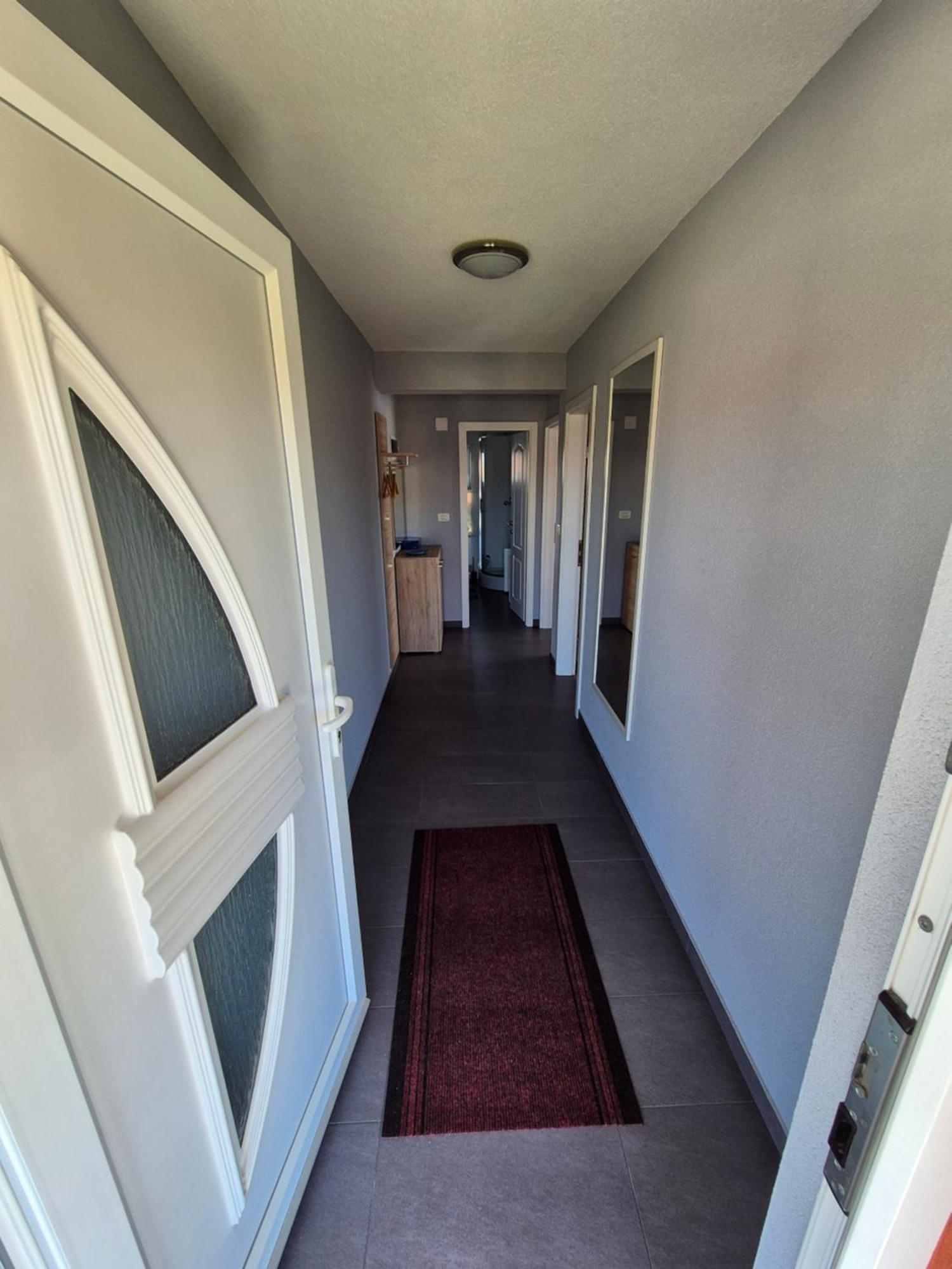 2 In Marica Appartement *